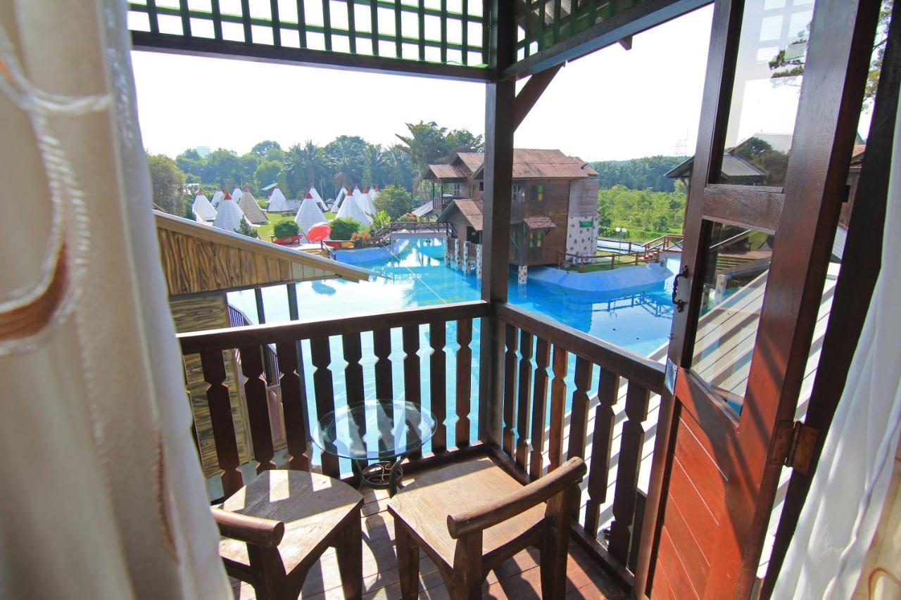Eagle Ranch Resort Port Dickson Esterno foto